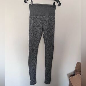 Athleta Heather Gray Exhale Heel Tights High-Waist Leggings with Pockets